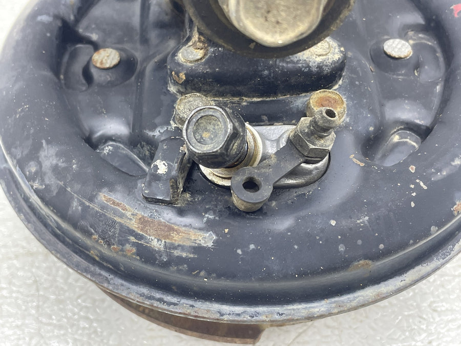 91-96 HONDA FOURTRAX 200 TRX200 TYPE II FRONT RIGHT HUB DRUM SPINDLE KNUCKLE