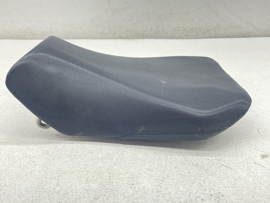 11-26 SUZUKI GSXR750 GSXR600 FRONT DRIVERS SEAT PAD SADDLE PILLION