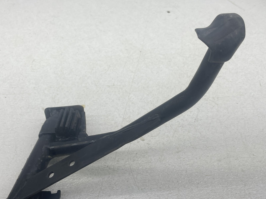 2011 HONDA PCX125 CENTER MAIN KICK STAND PAIR