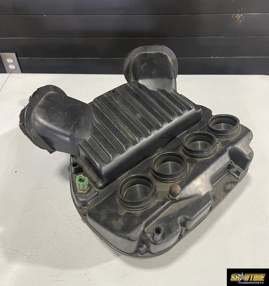 05-06 SUZUKI GSXR1000 AIRBOX AIR INTAKE FILTER BOX