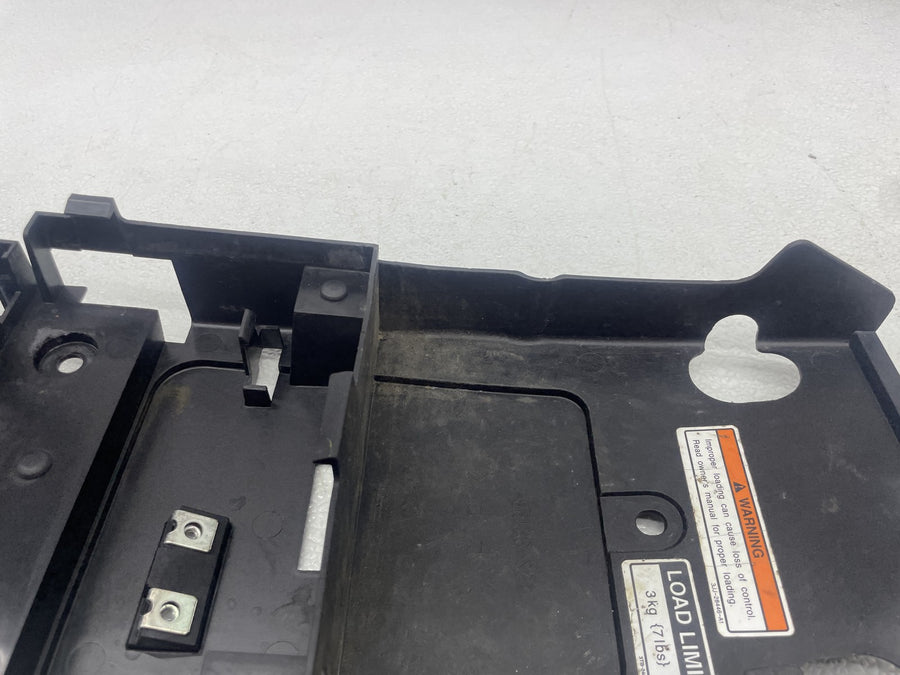 08-16 YAMAHA YZF R6 REAR BACK TAIL UNDERTAIL BATTERY TRAY PLASTIC