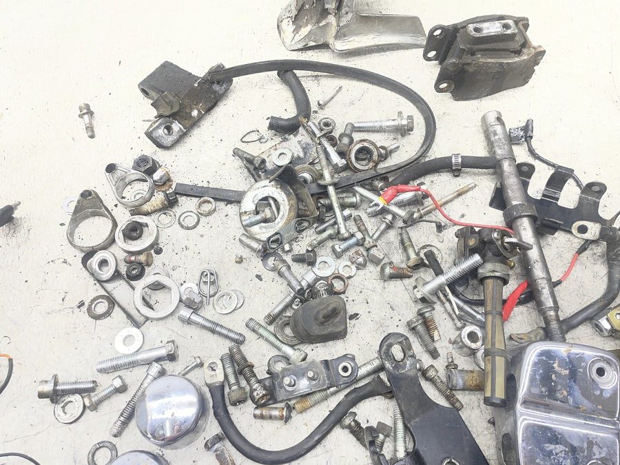 00-05 HARLEY-DAVIDSON DYNA LOW RIDER FXDL PARTS HARDWARE LOT