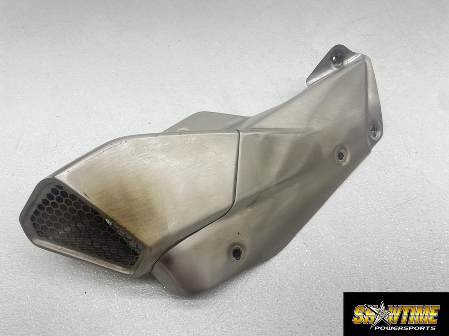 23-25 CF-MOTO 675SS MUFFLER EXHAUST PIPE COVER HEAT SHIELD GUARD