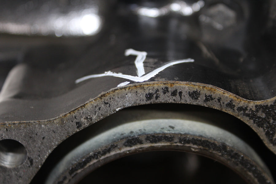 84-85 HONDA MAGNA 700 VF700C ENGINE MOTOR CRANKCASE CRANK CASES BLOCK