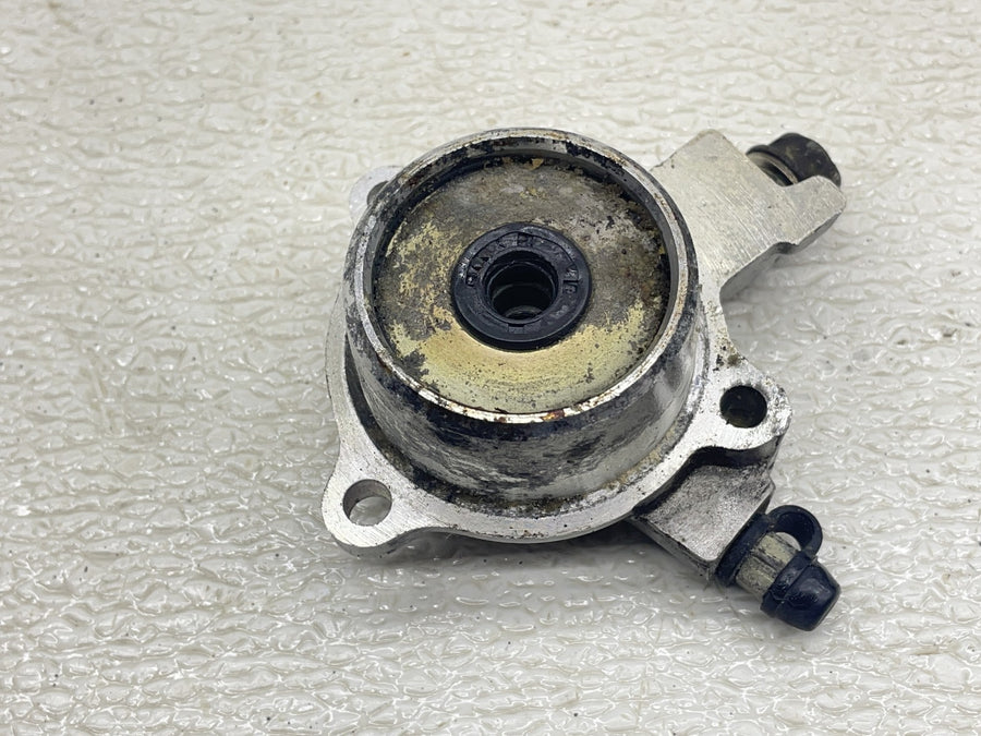 83 HONDA SHADOW 750 VT750 CLUTCH SLAVE PISTON CYLINDER 22860-ME9-000