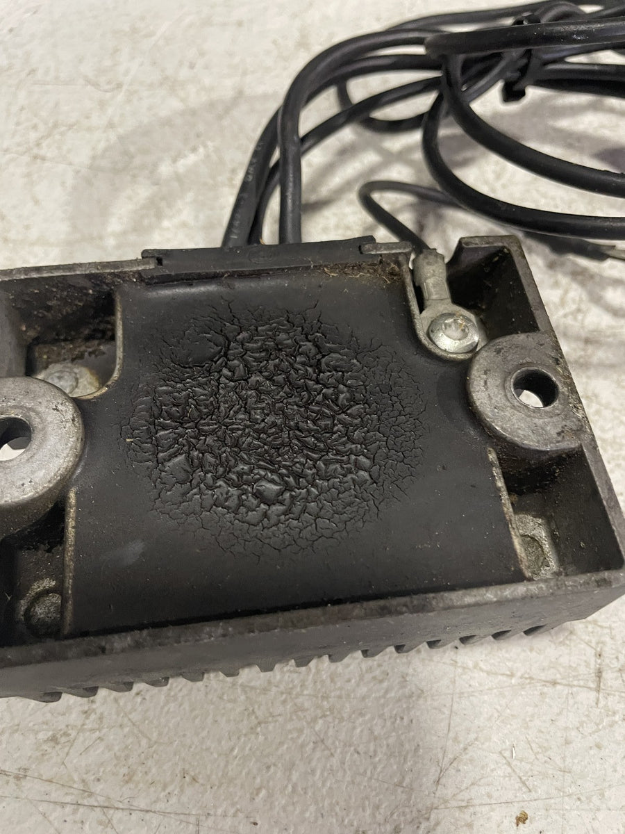 91 HARLEY-DAVIDSON ELECTRA GLIDE FLHT RECTIFIER VOLTAGE REGULATOR