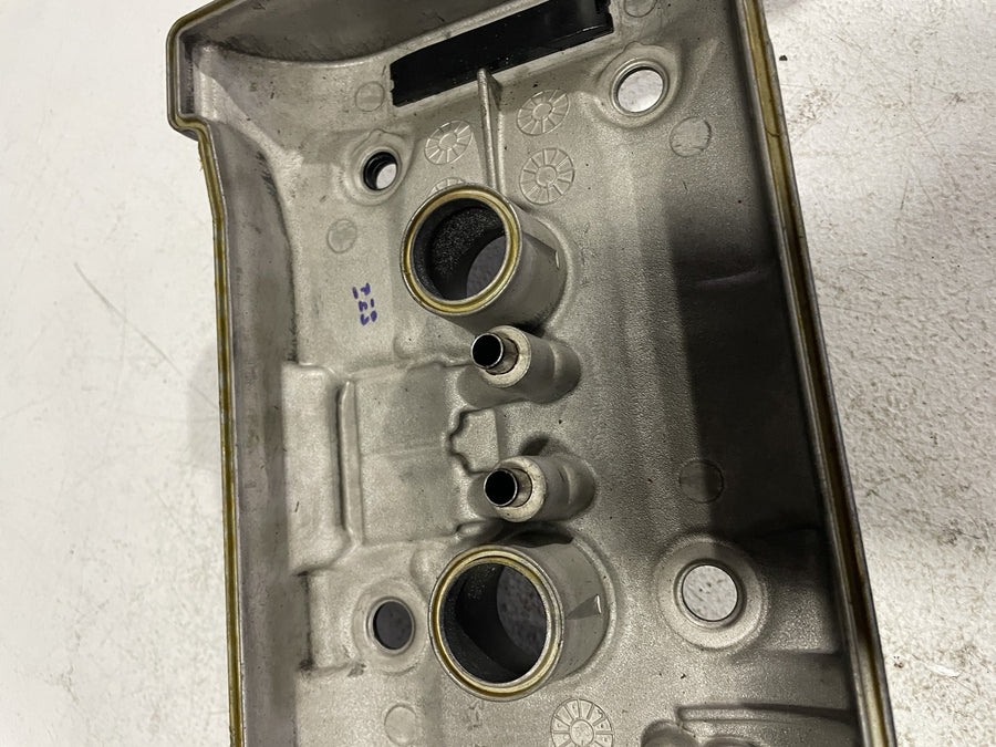 09-14 YAMAHA YZF R1 ENGINE TOP END CYLINDER HEAD COVER 14B-11191-00-00