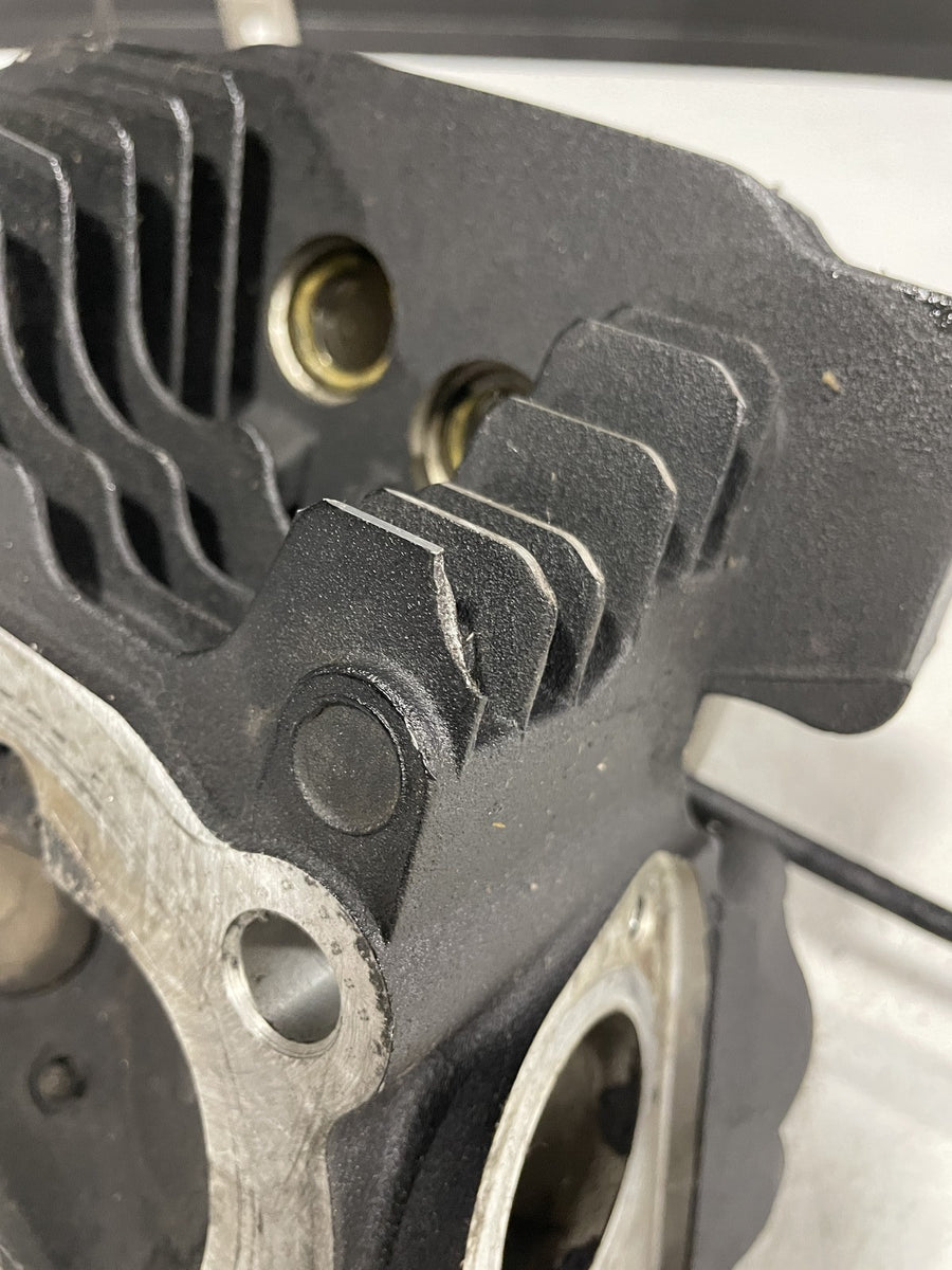 06-11 HARLEY-DAVIDSON DYNA STREET BOB FXDBI REAR ENGINE TOP END CYLINDER HEAD
