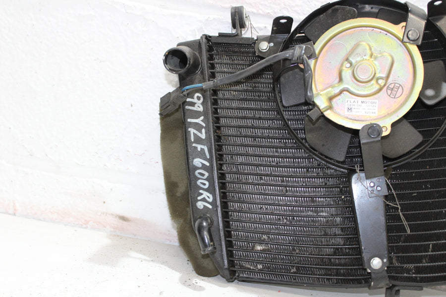 1999 YAMAHA YZF600R ENGINE RADIATOR MOTOR COOLER COOLING RADIATER