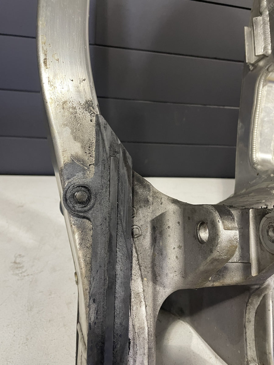 06-07 HONDA CBR1000RR REAR SWINGARM BACK SUSPENSION SWING ARM 52200-MEL-D30