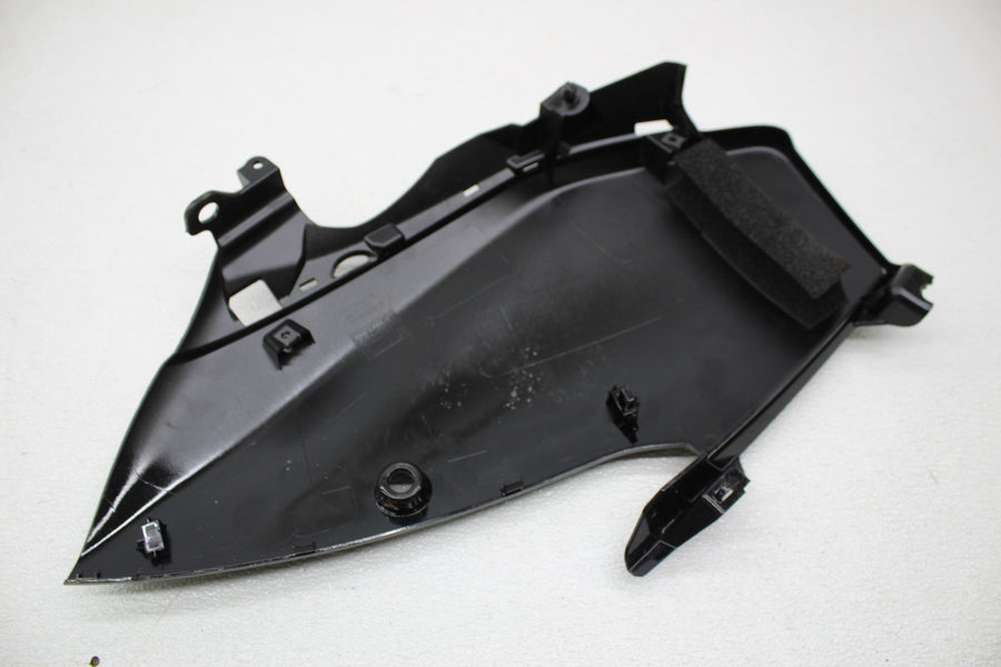 22-25 SUZUKI HAYABUSA GSX1300R RIGHT SIDE COVER COWL PANEL