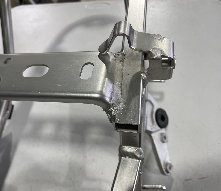 98-03 SUZUKI TL1000R REAR BACK TAIL SUBFRAME SUB FRAME