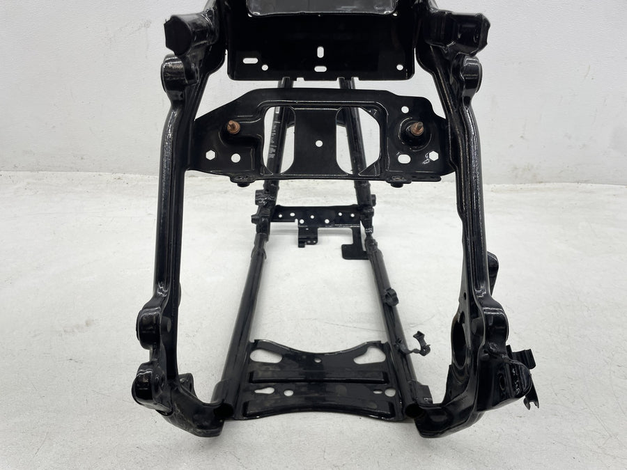 24-26 HARLEY-DAVIDSON ROAD GLIDE FLTRX STPSS35 FRAME CHASSI STRAIGHT
