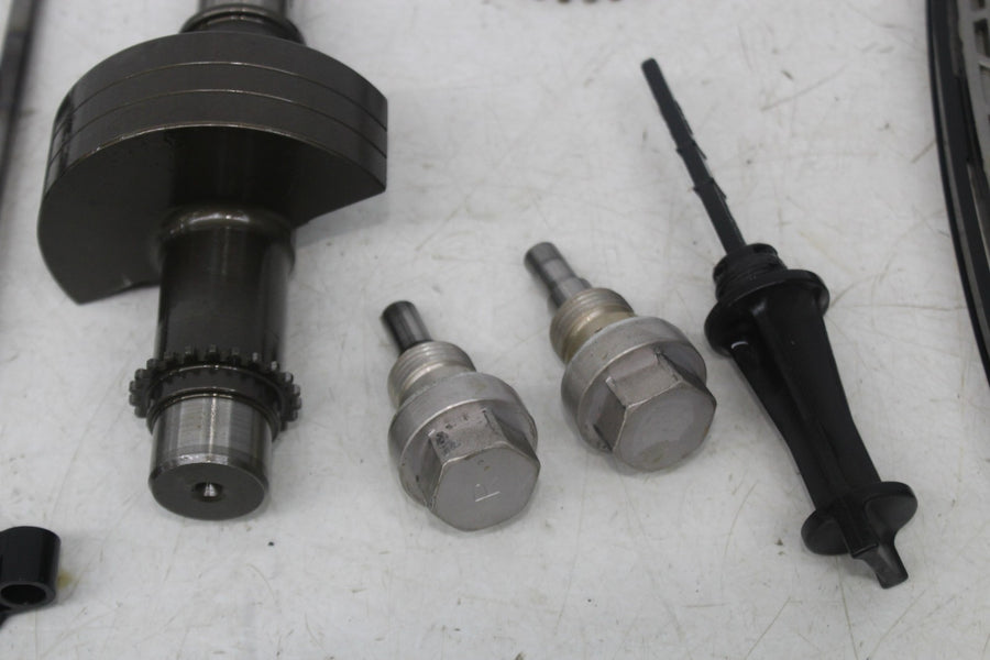11-17 VICTORY HIGH BALL ENGINE MOTOR PARTS HARDWARE BOLTS BALANCE GEAR
