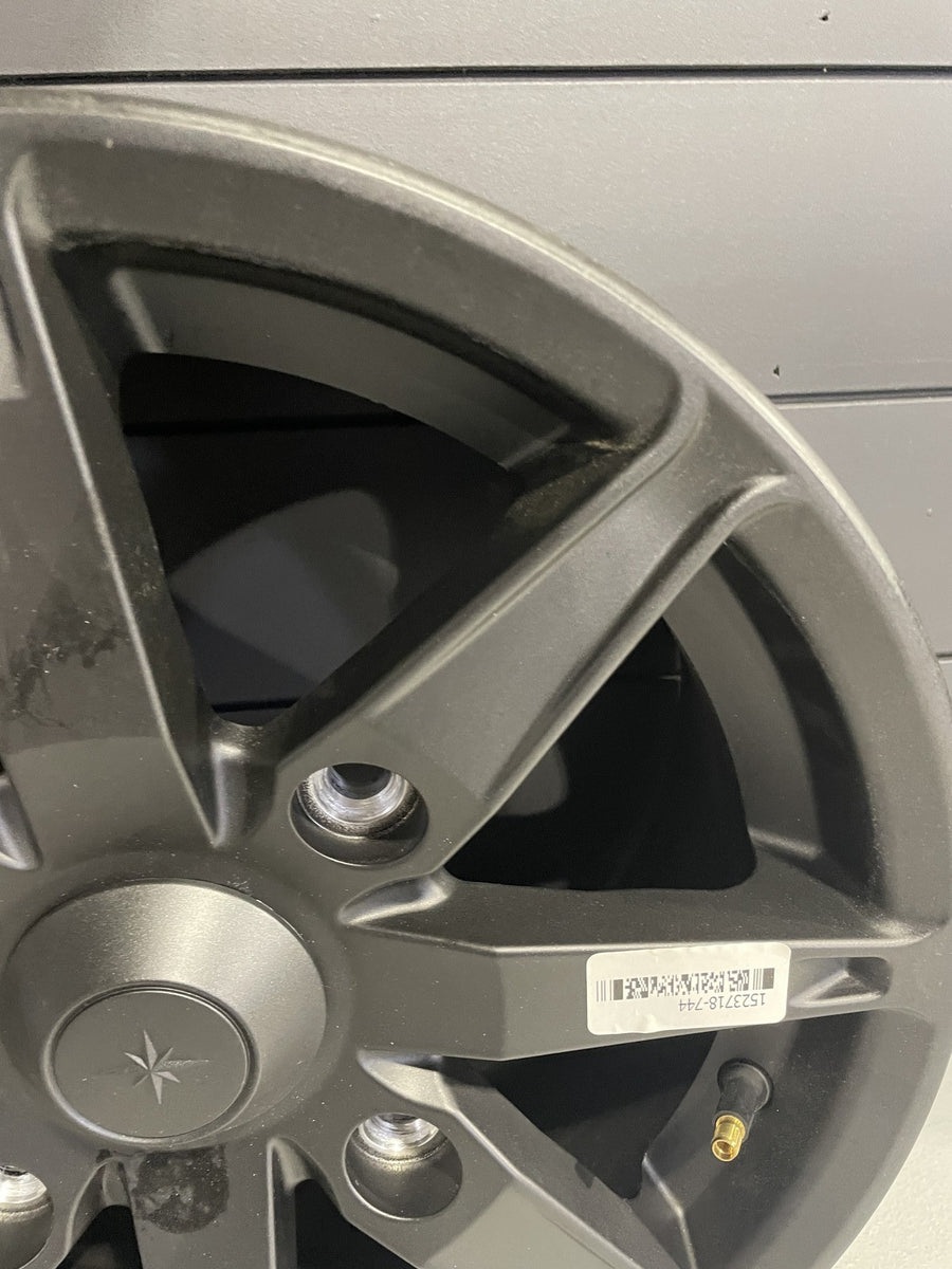 20 POLARIS GENERAL XP 1000 FRONT WHEEL RIM