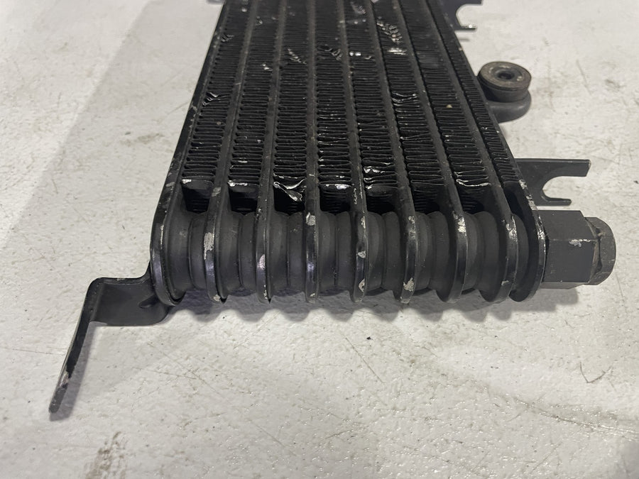 99-04 TRIUMPH SPRINT ST 955 ENGINE MOTOR OIL COOLER T2101515