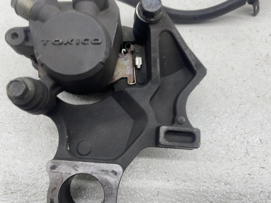06-07 SUZUKI GSXR600 REAR BACK BRAKE CALIPER W/ BRAKE LINE
