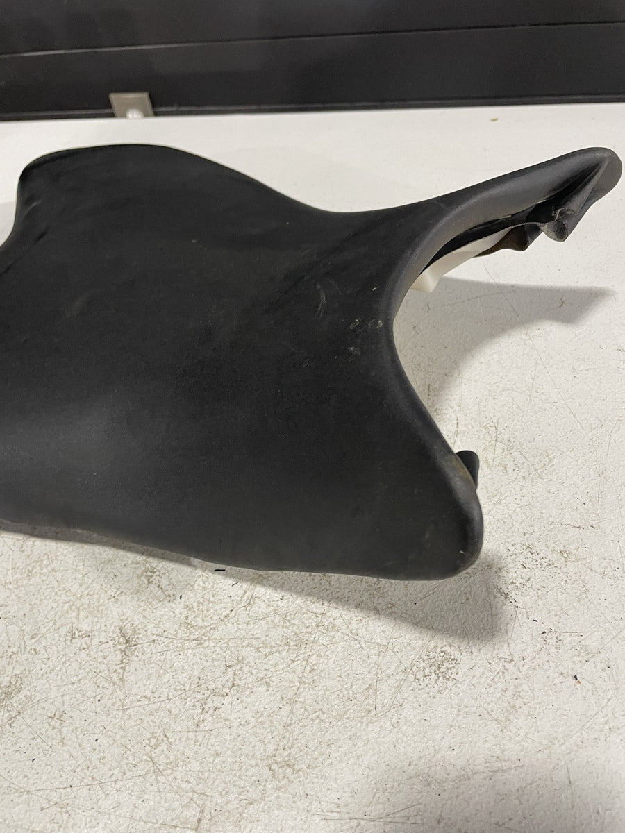 08-16 YAMAHA YZF R6 FRONT DRIVERS SEAT PAD SADDLE PILLION 13S-24710-00-00