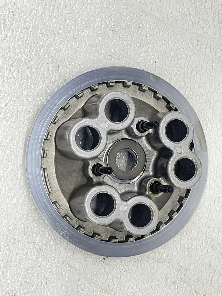 06-07 SUZUKI GSXR600 GSXR 600 CLUTCH BASKET HUB PRESSURE PLATE ASSY 21200-01820