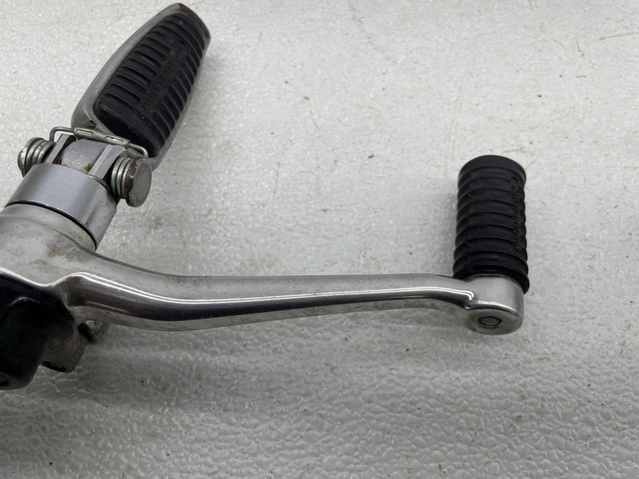 06-07 HARLEY-DAVIDSON STREET ROD VRSCR FRONT FOOT RESTS PEGS STEPS SET PAIR