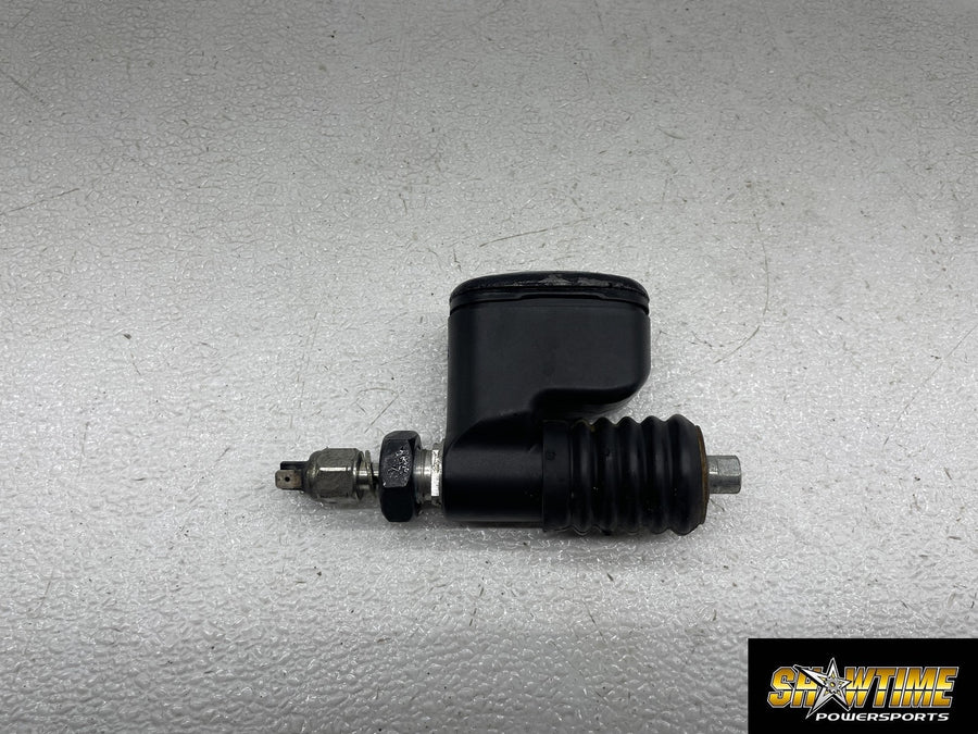 06-11 HARLEY-DAVIDSON DYNA LOW RIDER FXDL REAR BACK BRAKE MASTER CYLINDER
