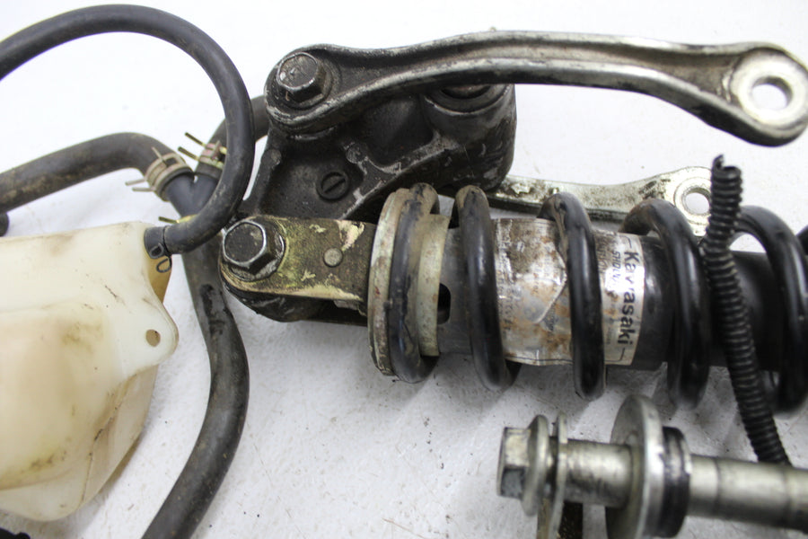 1995 KAWASAKI NINJA ZX6 ZX600E PARTS AND HARDWARE NUTS BOLTS