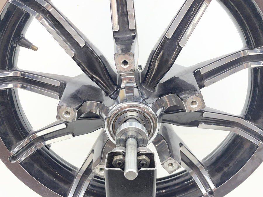 17-23 HARLEY-DAVIDSON ELECTRA GLIDE ULTRA LIMITED FLHTK FRONT WHEEL RIM