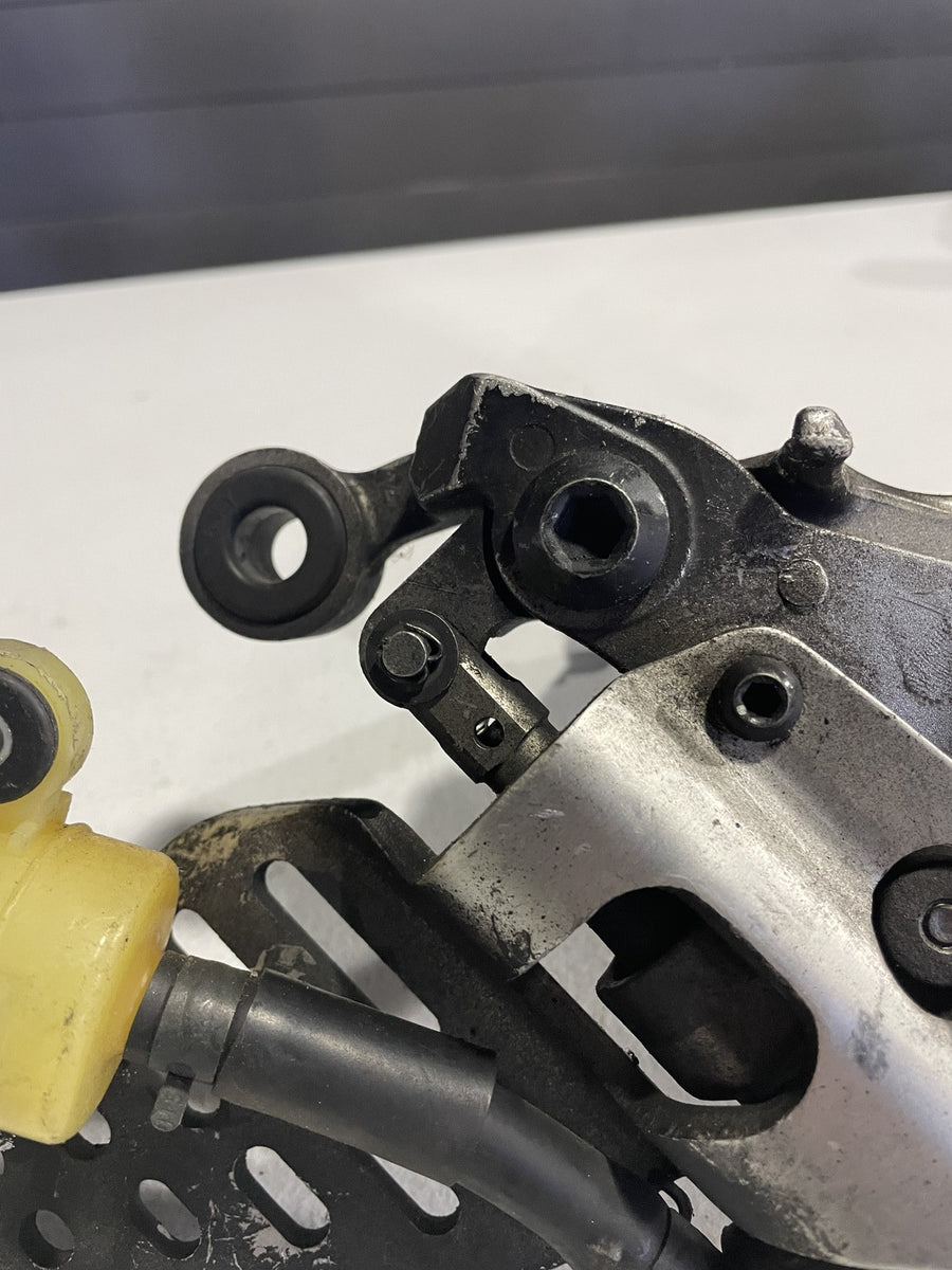 03-05 YAMAHA YZF R6/YZF R6S RIGHT REARSET REAR SET REAR BRAKE MASTER BRAKE LEVER