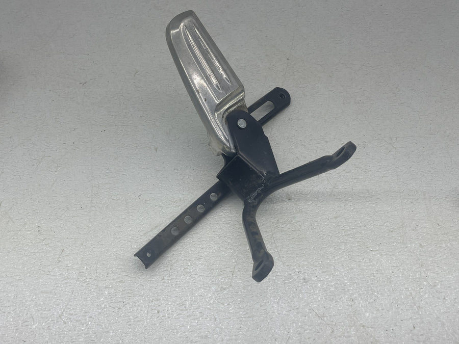 2011 HONDA PCX125 FRONT FOOT RESTS PEGS STEPS SET PAIR