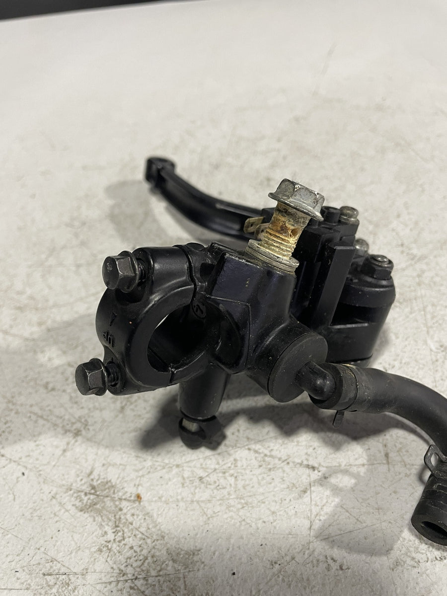 06-07 SUZUKI GSXR750 FRONT BRAKE MASTER CYLINDER W/ VORTEX LEVER 59600-47H10