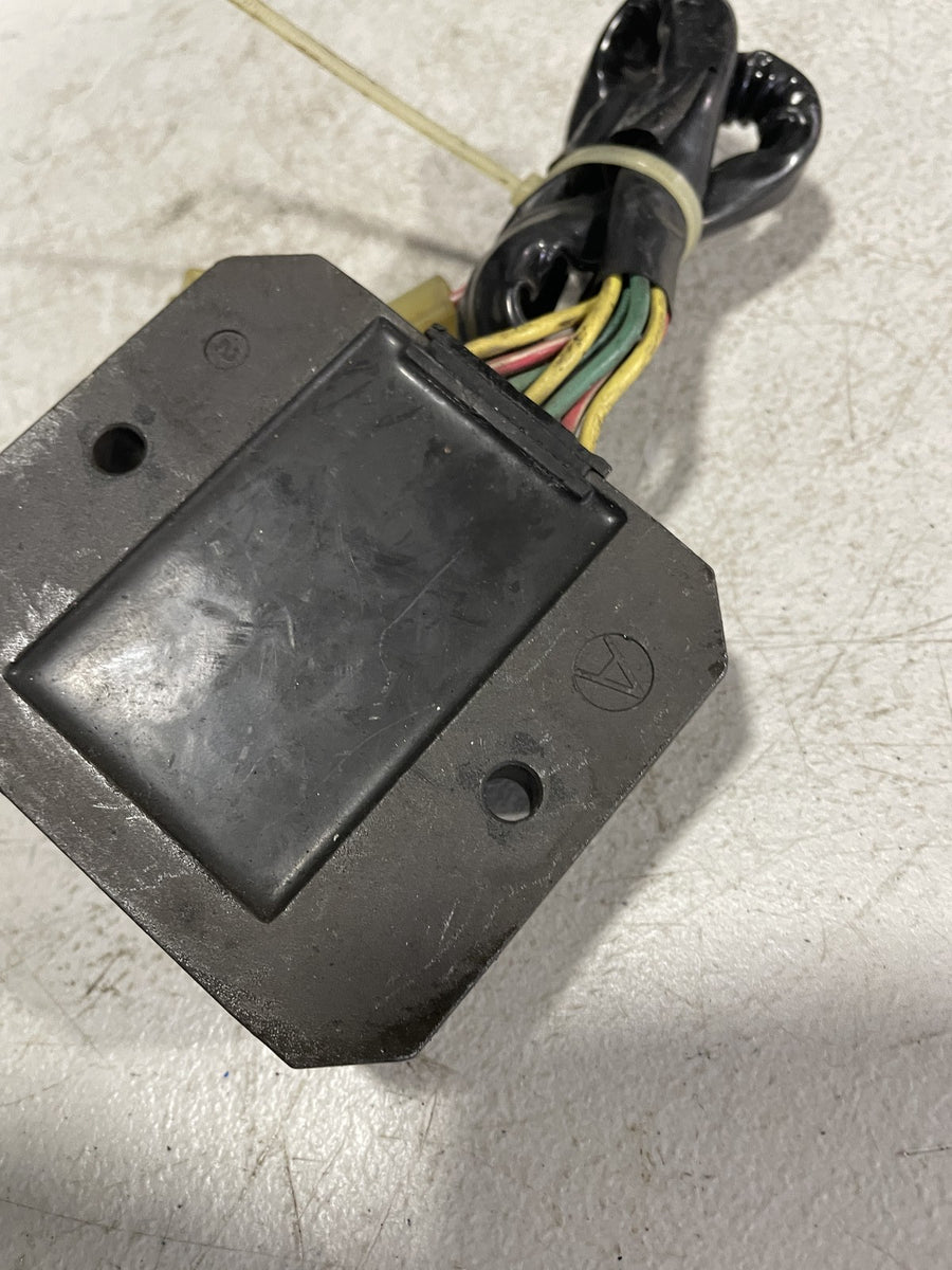 00-07 HONDA SHADOW SABRE 1100 VT1100C2 RECTIFIER VOLTAGE REGULATOR