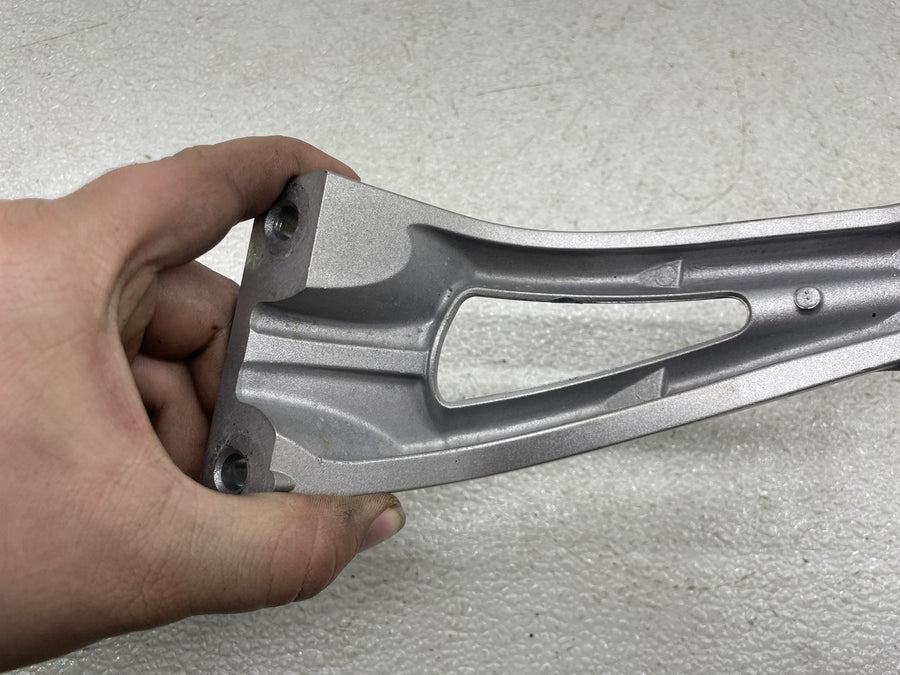 06-15 YAMAHA FZ1 RIGHT REAR BACK PASSENGER PEG