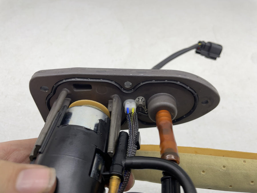 24-26 HARLEY-DAVIDSON STREET GLIDE FLHX FUEL GAS PUMP
