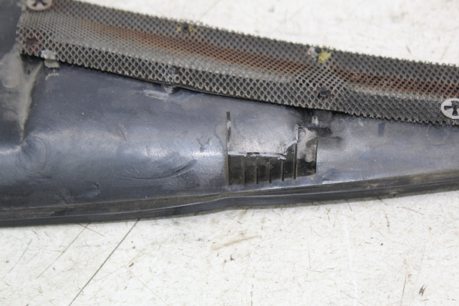 86-87 YAMAHA FJ1200 RIGHT AIR DUCT COVER PANEL COWL OUTLET GRILL