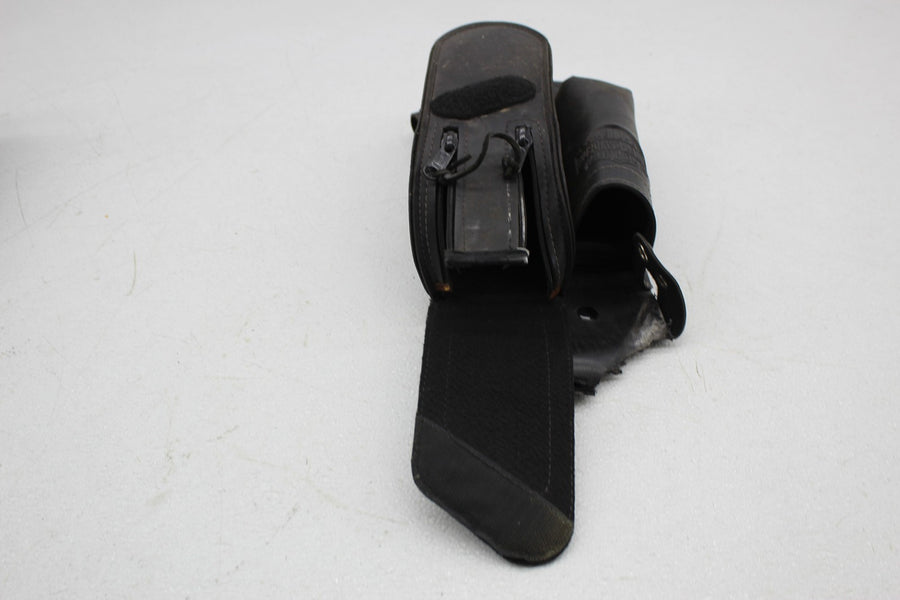 00-06 HARLEY-DAVIDSON ROAD KING CLASSIC FLHRCI STORAGE COMPARTMENT POCKET PAIR