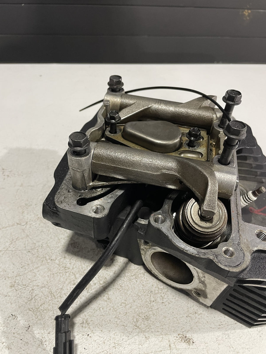 06-11 HARLEY-DAVIDSON DYNA STREET BOB FXDBI REAR ENGINE TOP END CYLINDER HEAD