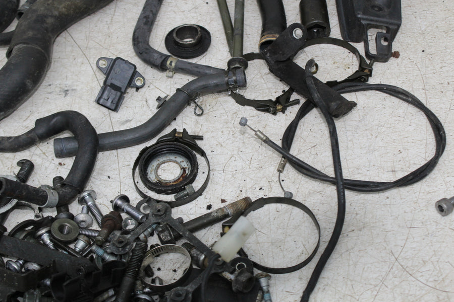 05 YAMAHA YZF R6 PARTS AND HARDWARE NUTS BOLTS KICKSTAND