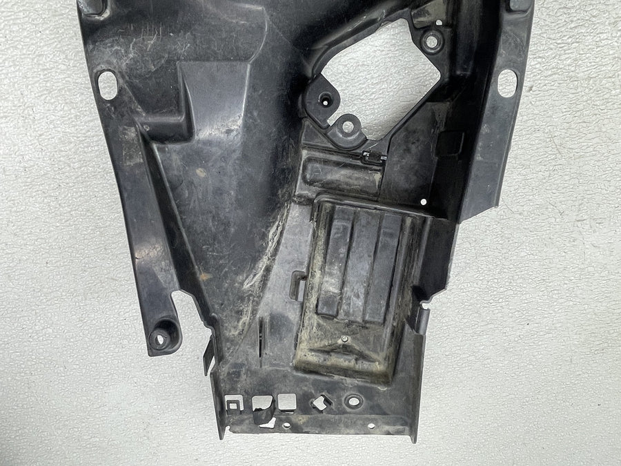 07-12 HONDA CBR600RR REAR BACK TAIL UNDERTAIL BATTERY TRAY PLASTIC