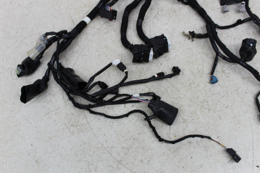 24 KAWASAKI NINJA ZX4R MAIN ENGINE WIRING HARNESS MOTOR WIRE LOOM (SEE DESCP)