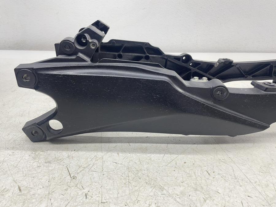 11-26 SUZUKI GSXR600 GSXR750 REAR SUBFRAME SUB FRAME STRAIGHT 41221-14J00-YUG