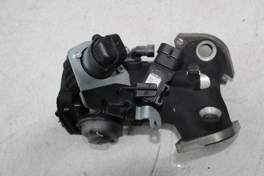 12-16 HARLEY-DAVIDSON DYNA LOW RIDER FXDL THROTTLE BODY BODIES MANIFOLD