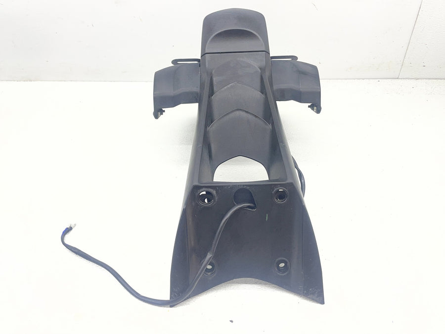 11-13 YAMAHA FZ8 REAR BACK FENDER MUD GUARD TAG LIGHT MOUNT