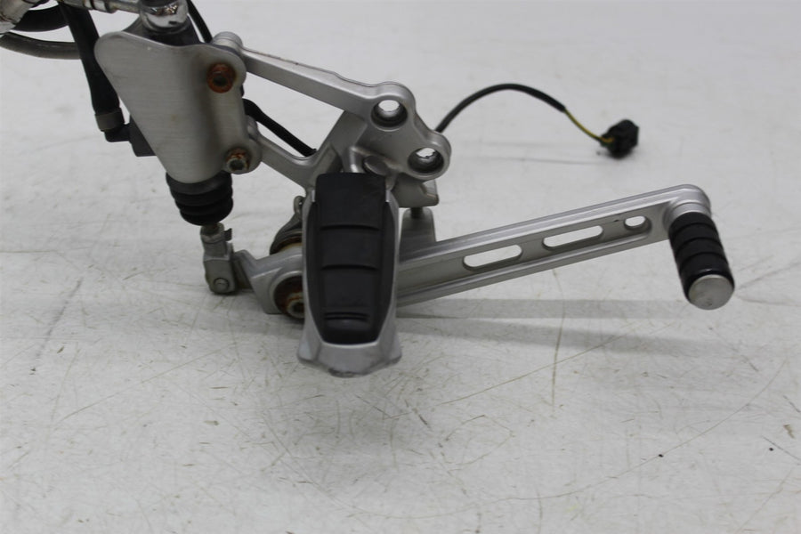 98-05 BMW R1100 S RIGHT REARSET REAR SET DRIVER FOOT PEG MASTER CYLINDER