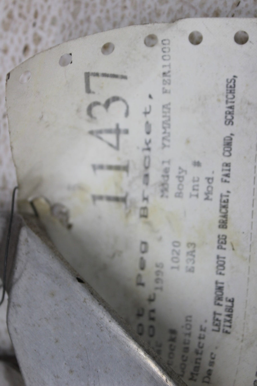 YAMAHA PEG & BRACKET PART LOT