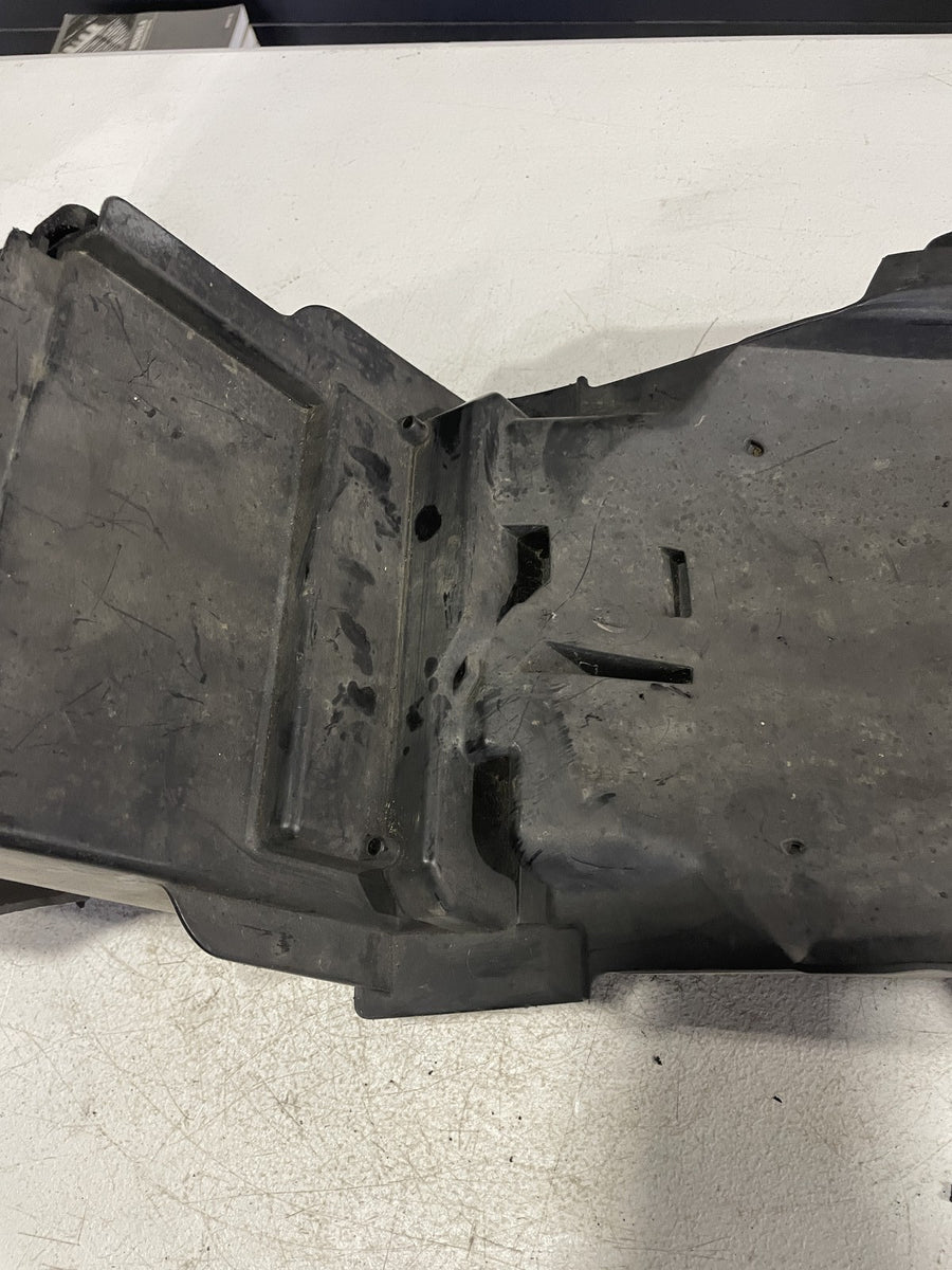 03-07 SUZUKI SV1000S REAR BACK TAIL UNDERTAIL BATTERY TRAY PLASTIC