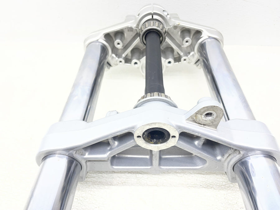 09-14 BMW F800R FRONT FORKS SHOCK SUSPENSION TRIPLE TREE STRAIGHT