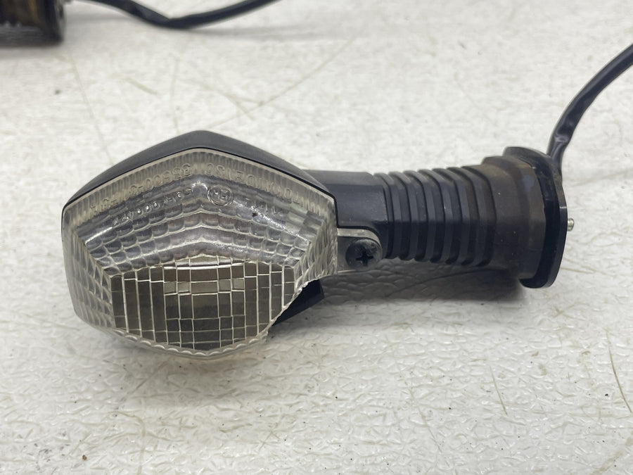 11-12 SUZUKI BANDIT GSX1250FA FRONT LEFT RIGHT TURN SIGNALS LIGHT INDICATORS