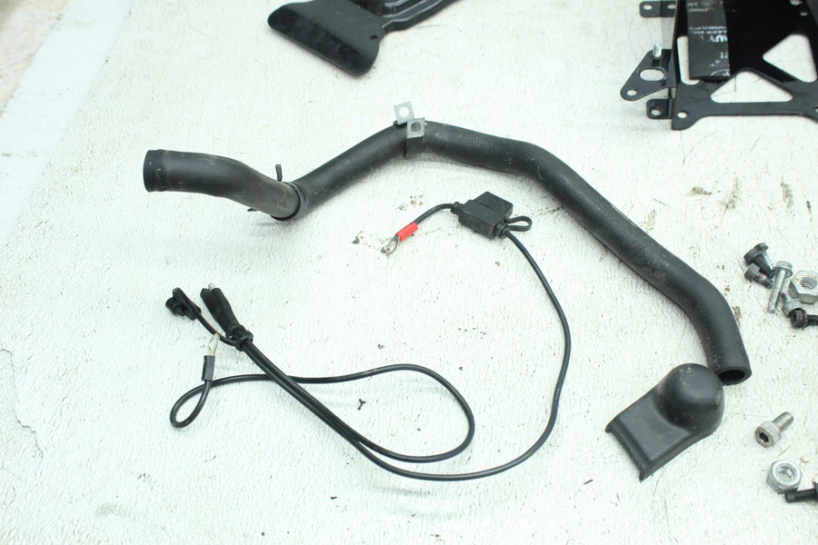 15-17 VICTORY GUNNER PARTS HARDWARE TAIL FAIRING BATTERY BOX MOUNT BRACKET