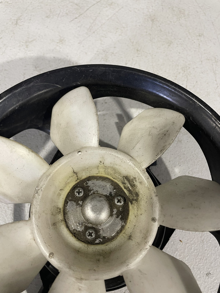 99-04 TRIUMPH SPRINT ST 955 ENGINE RADIATOR COOLING FAN