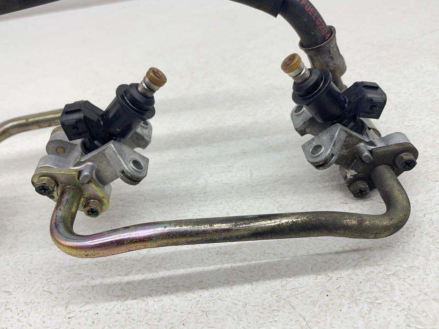 00-01 HONDA RVT1000R RC51 SP1 GAS FUEL INJECTORS RAIL 16400-MCF-674